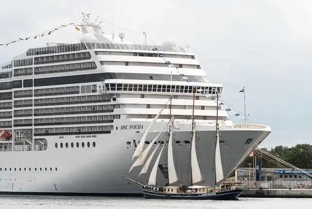 Cruise Ships: Mental Tactics & Relaxation at Sea
