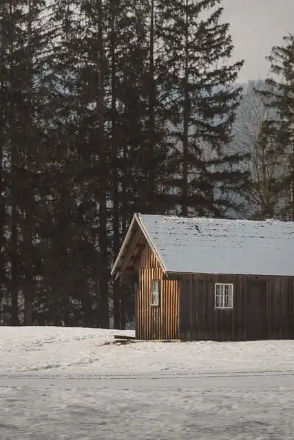 Cool Winter Escapes: Hotels, Adventures & Unique Getaways